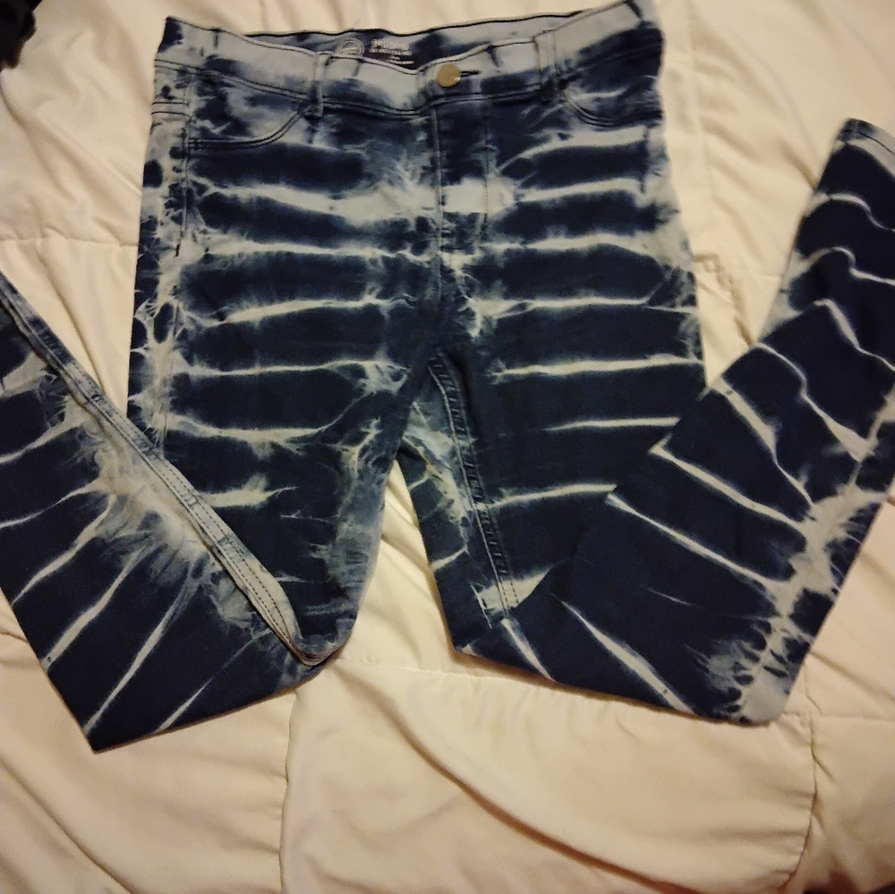 Extra large Wonder Nation striped bleach blue jeans